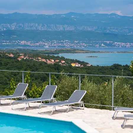 아파트 Angelina With Seaview And Swimming Pool Suzan