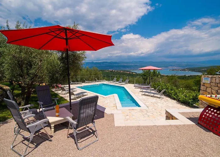 Angelina With Seaview And Swimming Pool Apartment *