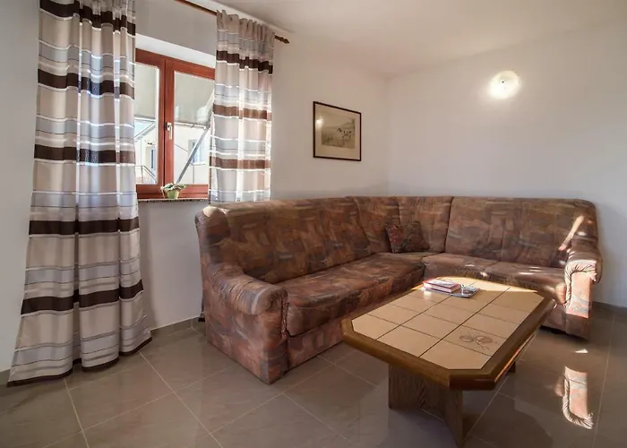 Apartment Angelina With Seaview And Swimming Pool
