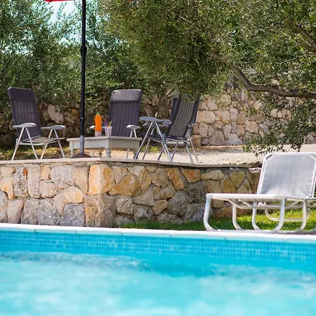 Apartman Angelina With Seaview And Swimming Pool Suzan