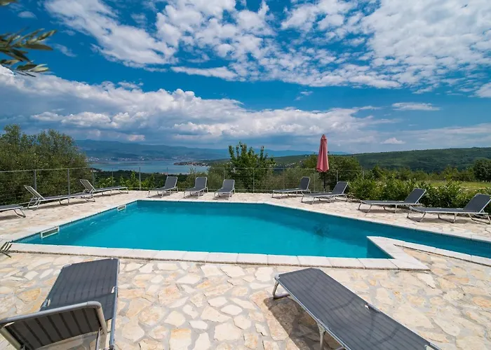 Angelina With Seaview And Swimming Pool * Sužan